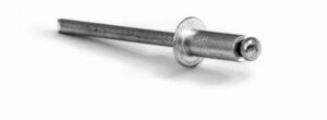 Nity aluminiowe Stalco 3,0x8mm 50szt