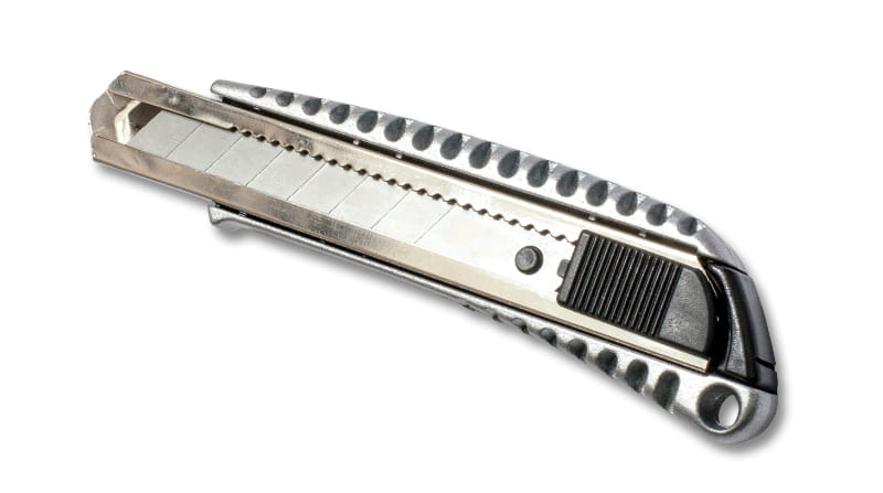 Nóż metalowy 18mm blokada Stalco